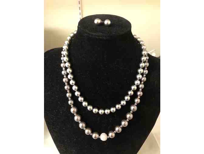 Silver Faux Pearl Necklace w earrings
