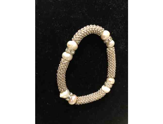 Silver tone beaded and freshwater pearl bracelet
