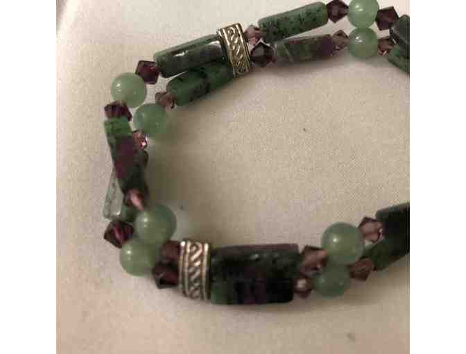 Jade and amethyst bracelet