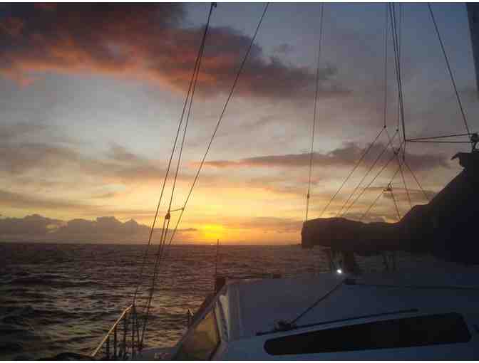 Holoholo Charters - Dinner Tour for 2