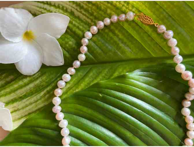Fresh Water Pearl Peach and White Bead Necklace
