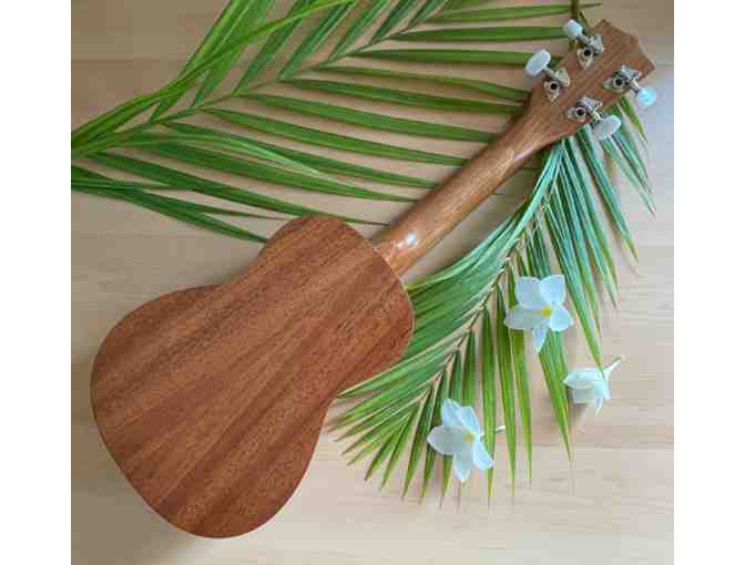 Hanalei Strings Ukulele