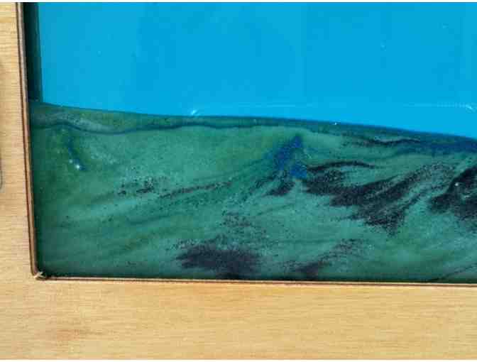 Exotic Moving Sand Sculpture by Kela’s Glass