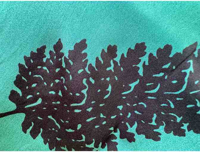 Manaola Pareo (Cotton Cloth) in a Bag