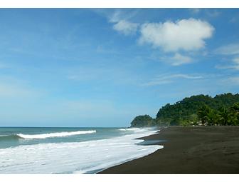 Costa Rica Luxury Resorts 6-Night Stay with Airfare for (2)