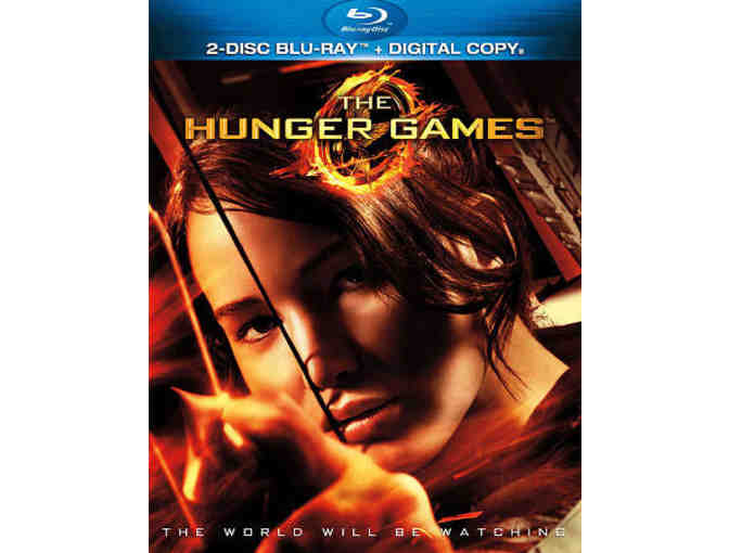 Hunger Games Gift Set: Blu-Ray and Mockingjay Pin