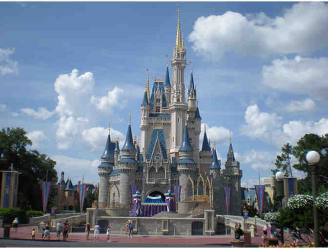 Four One-Day Park Hopper Passes to Walt Disney World