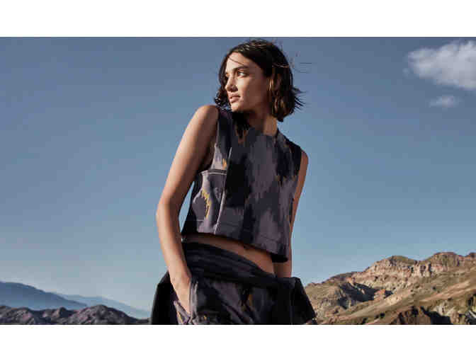 $150 Lululemon Gift Certificate