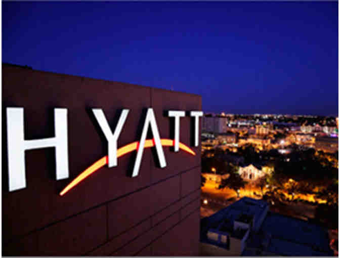 $500 Hyatt Hotel Gift Card