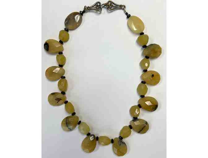 Choker with Yellow Stones-Lot 59