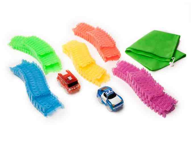 NeoTracks Flexible 255-Piece Glow-in-the-Dark Race Set