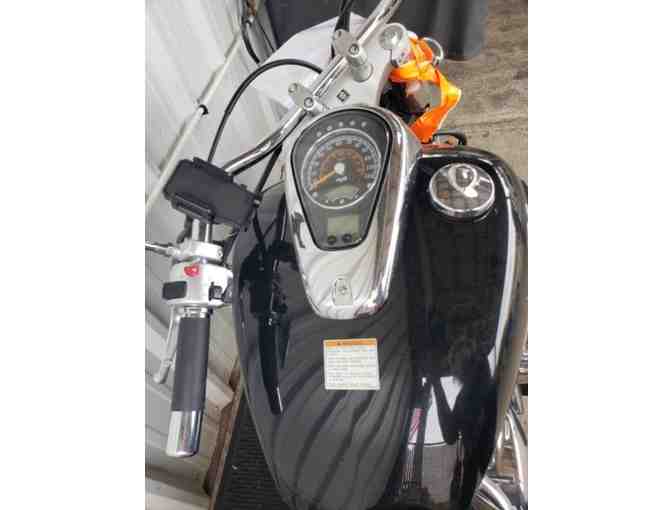 MOTORCYCLE: 2013 Suzuki Boulevard C50