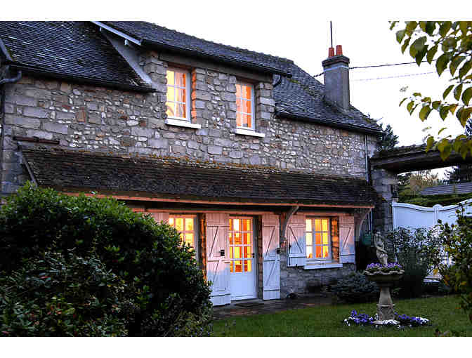 Four Nights in Cottage Near Fontainebleau (France)