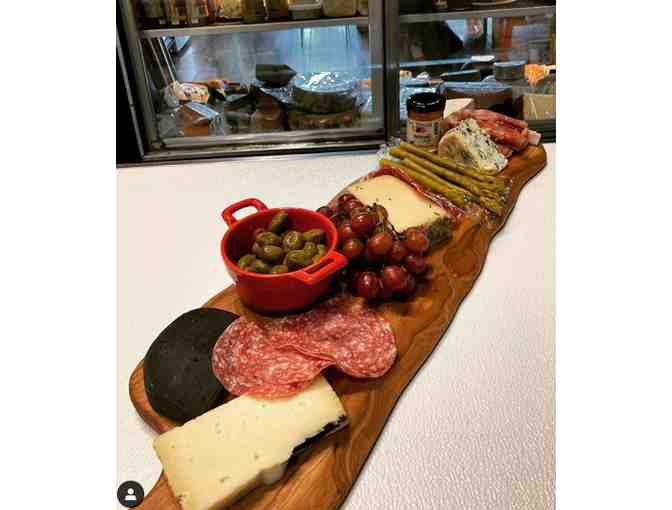 Assorted Basket from Taj Mahal Spices & Cheeses