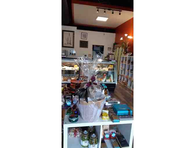 Assorted Basket from Taj Mahal Spices & Cheeses