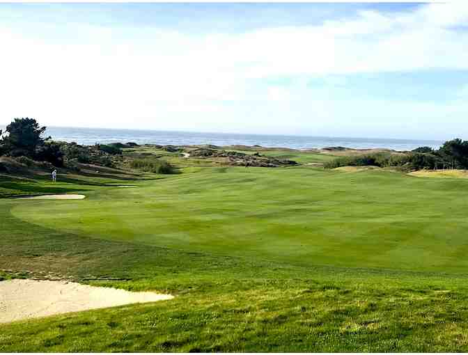 Tee Off in Monterey