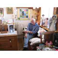 Ray's Furniture Perk