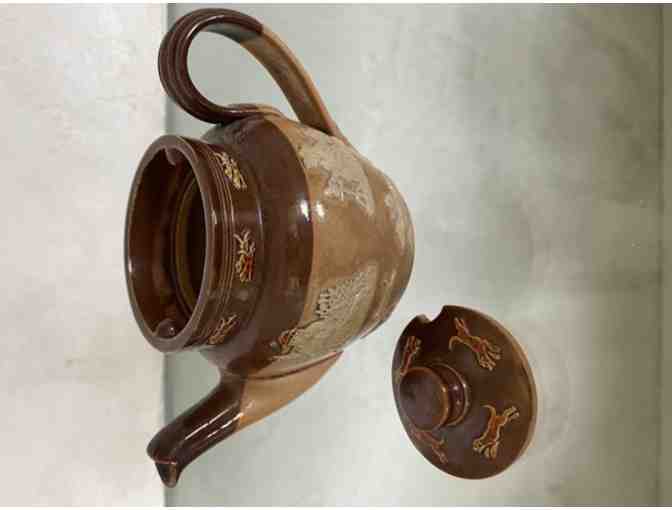 Small Royal Doulton tea pot