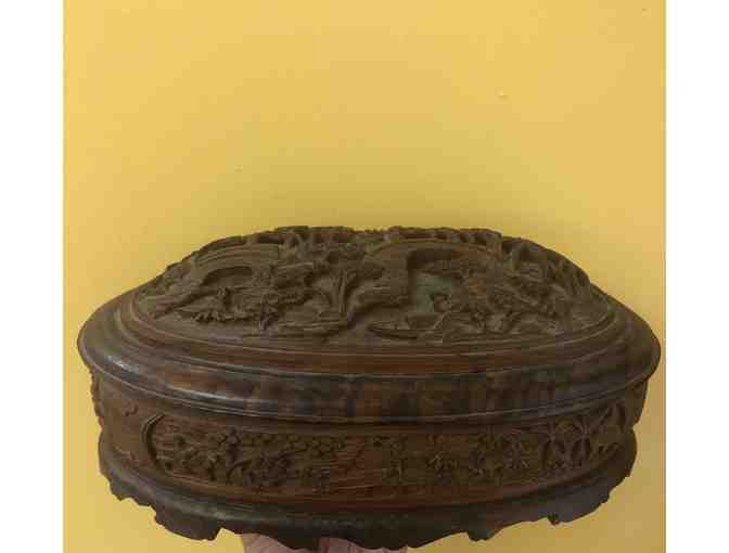 Hand carved Wooden Box - Photo 1