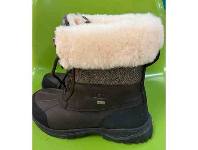 UGG BOOTS size 10