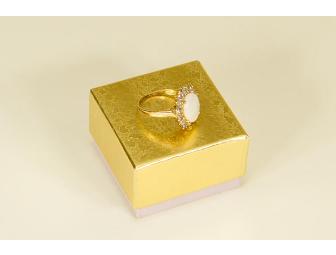 *Opal,* Tanzanite & Gold Ring