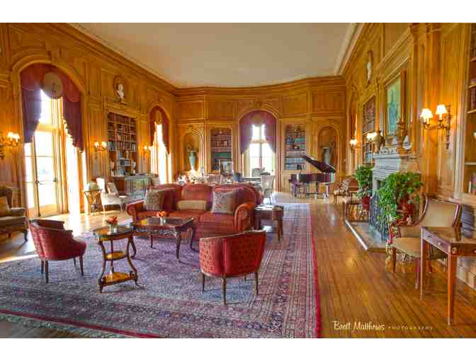 1 Night Stay with Breakfast at Oheka Castle