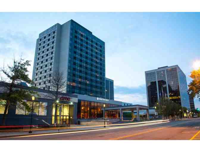 1 Night Stay at Hyatt Regency Morristown with Lunch, Dinner, & $50 to Glassworks Studio - Photo 2