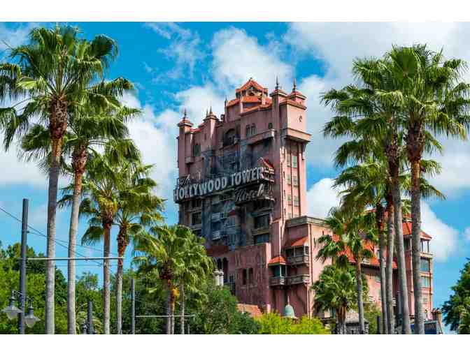 4 One Day Disney World Park Hopper Passes