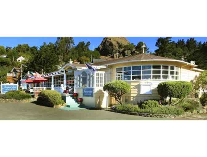 Jenner Inn & Cottages