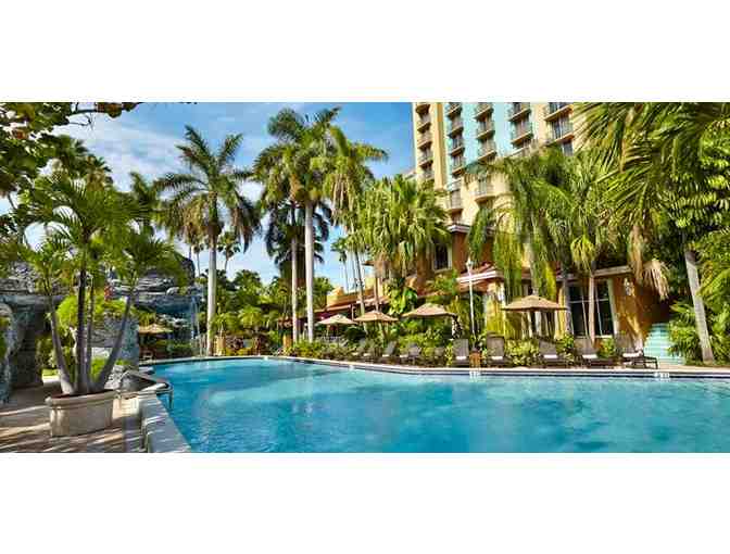 Embassy Suites Fort Lauderdale: 2-Night Stay!