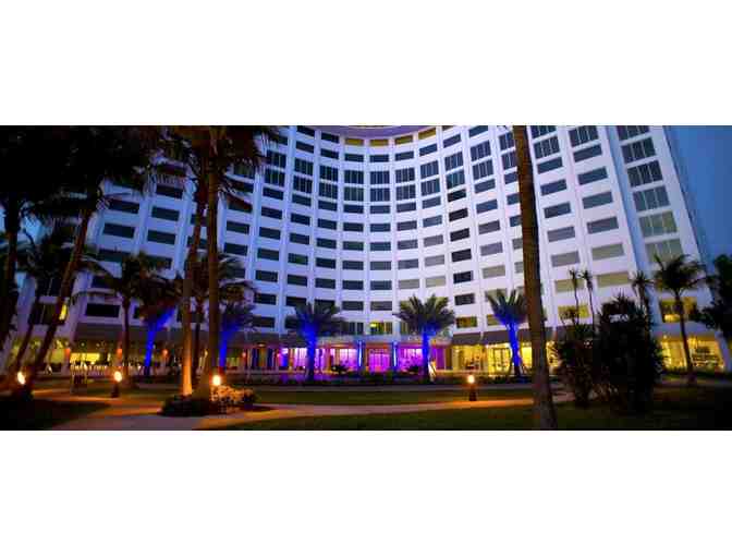 2-Night stay - Deluxe Ocean View Guest Room with Breakfast - Sonesta Fort Lauderdale Beach