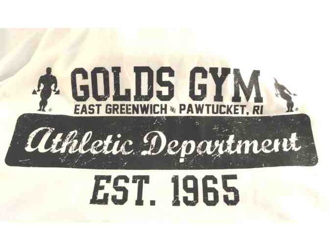 1 Year Membership at Gold's Gym