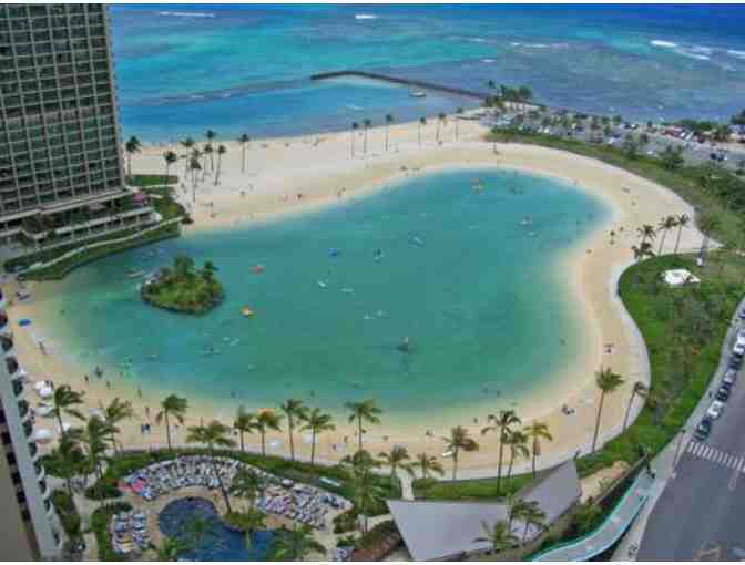 Hawaii Getaway - Ilikai Hotel & Luxury Suites - Photo 5