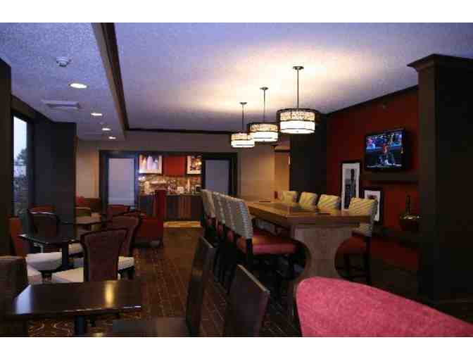 Stay at the Hampton Inn Albany