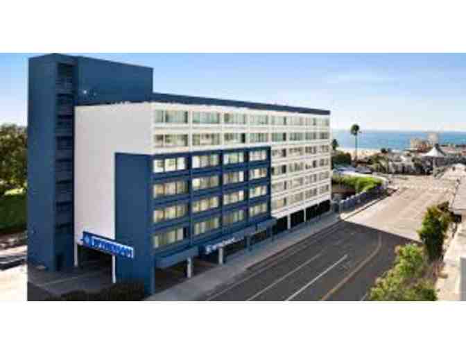 Santa Monica Getaway