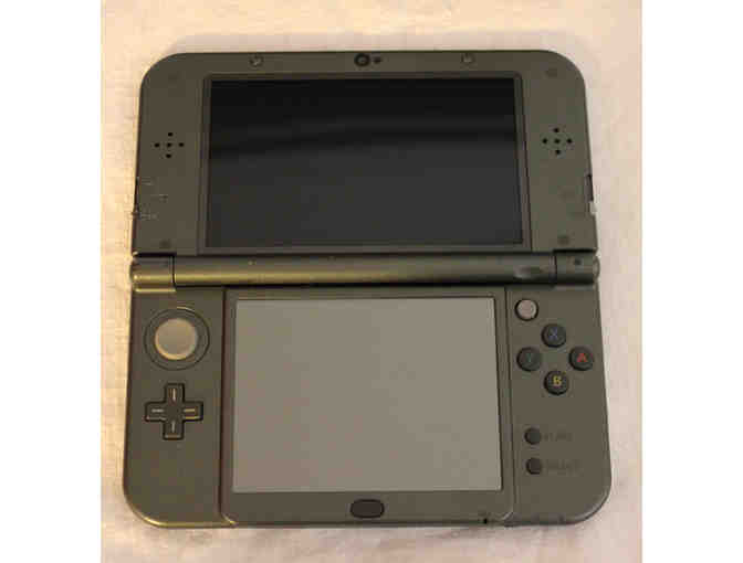 'New' Nintendo 3DS XL - Black + Black Case #5