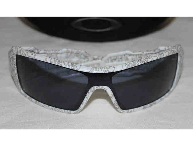 Oakley Oil Rig 9081 Sunglasses - White/Text Print/Gray Lenses