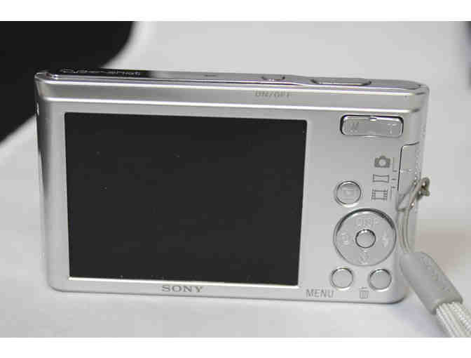 Sony DSC-W830 20.1-Megapixel Digital Camera + Case
