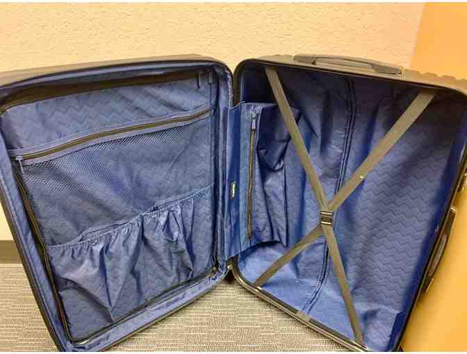 Calpak Hard Side Spinner Suitcase - 29x19x11 - Black