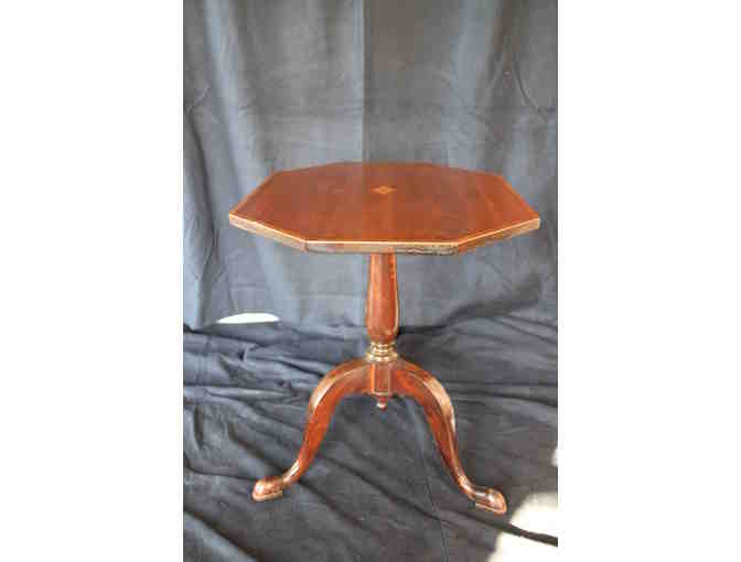 Queen Anne Mahogany Tilt Top Table