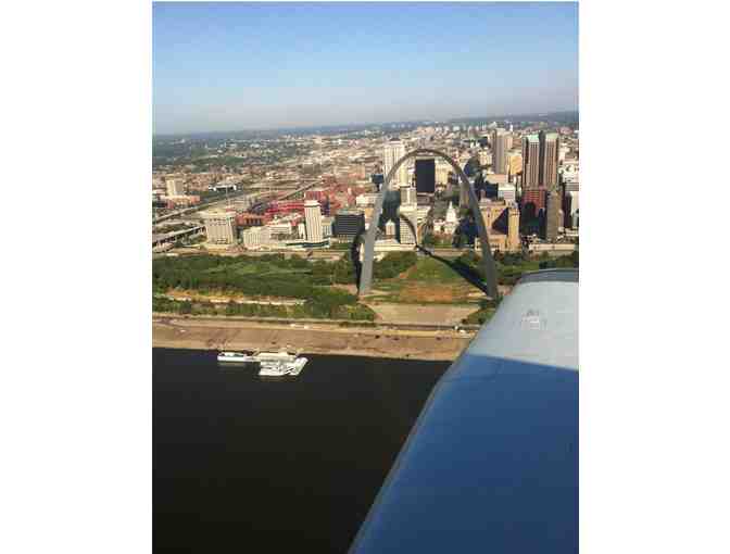 Flight Around St. Louis with Lunch for Two
