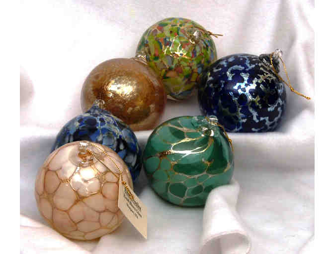 6 Blown Glass Gilded Round Ornaments (Elias Studios) - Photo 1