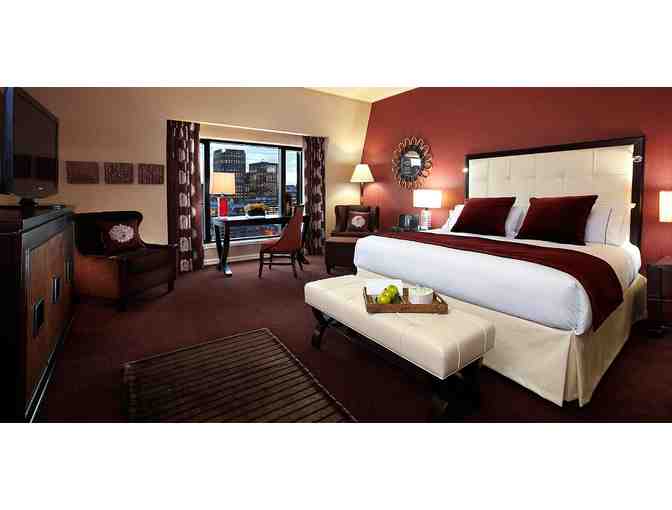 1 Night Stay in a Deluxe Room w/ Breakfast at Intercontinental Montreal Quebec