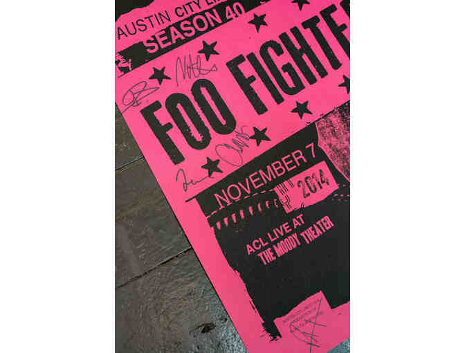 Poster - Framed - Foo Fighters PINK Signed