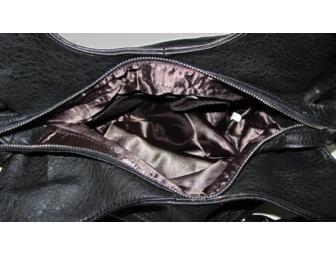 Handbag - Black with lots of pockets