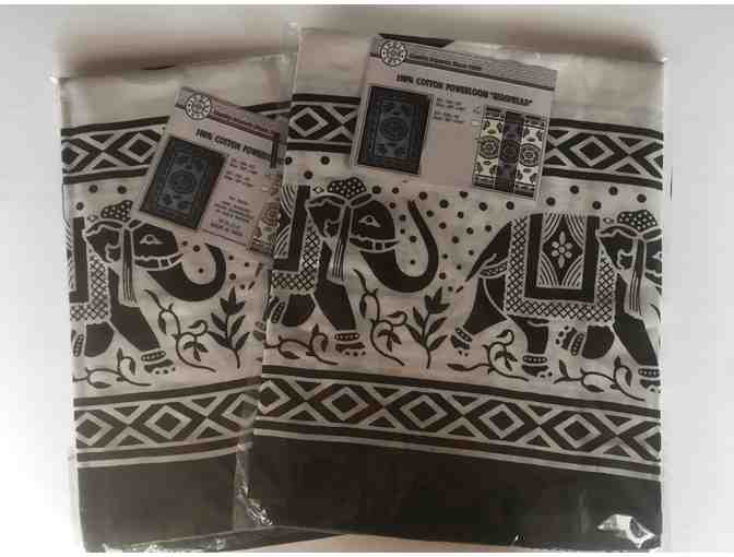 White and Black Elephant Bed Spread or Tapestry (Set of 2)
