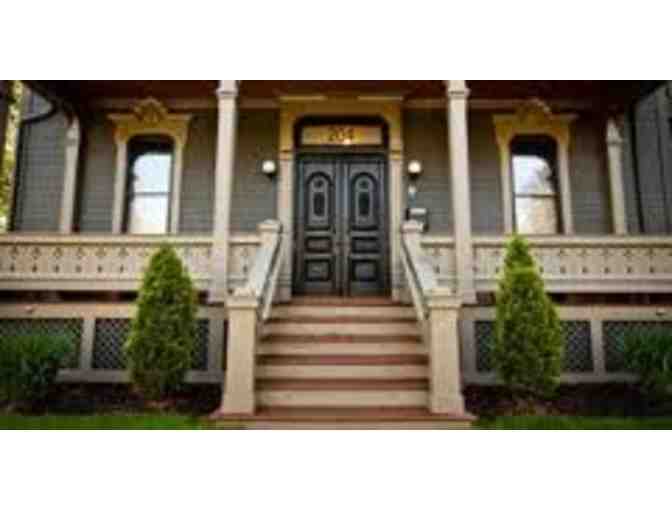 Morning Sun Inn - Overnight Stay in a Suite with Breakfast