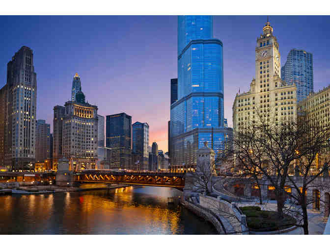 ULTIMATE AIR SHUTTLE - CINCINNATI TO CHICAGO - ROUNDTRIP AIRFARE FOR TWO (2)