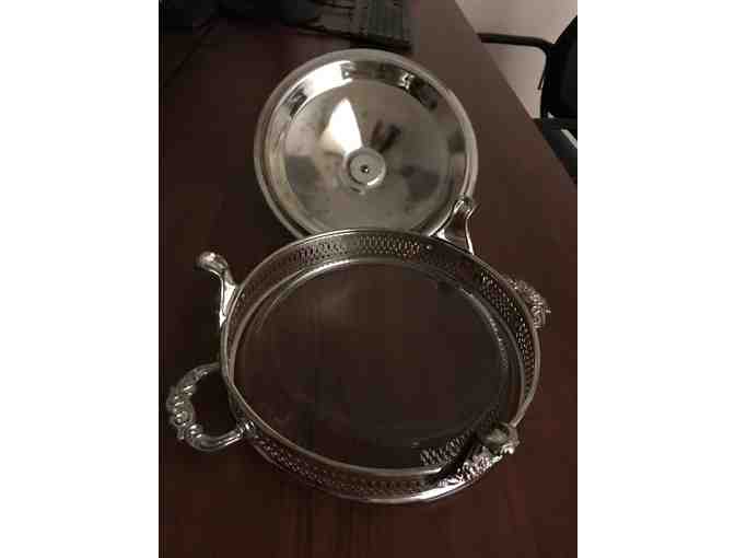 VINTAGE SILVERPLATE ROUND COVERED CASSEROLE/PIE SERVER WITH GLASS PIE PLATE
