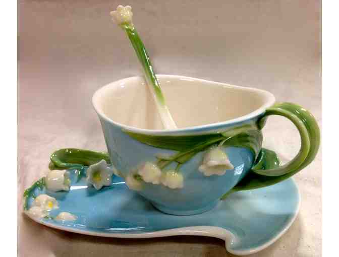 Sense and Sensibility-Inspired Tea Cup Set